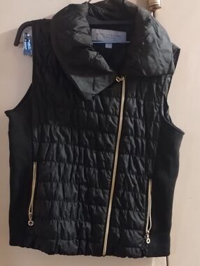 Marc New York Black Quilted Puffer Vest with Gold Zippers